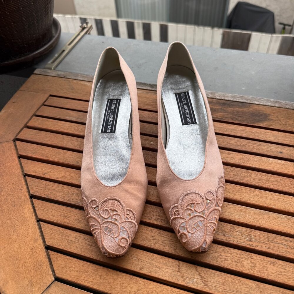 Stuart Weitzman Womens Vintage  Pink Satin Embroidered Low Heel Pumps Size 10